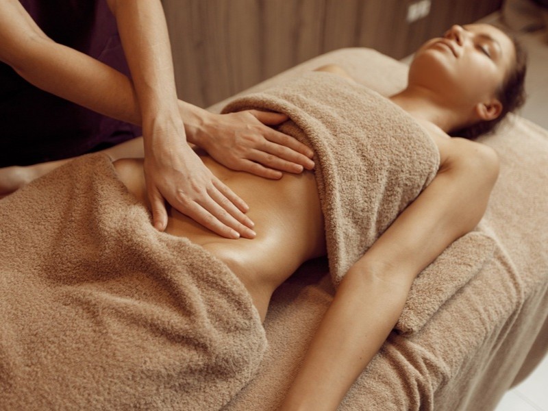 Japoński lifting 3D – bezinwazyjna droga do płaskiego i ujędrnionego brzucha Hamak SPA
